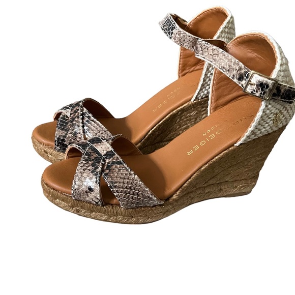 Kurt Geiger Shoes - NWB Kurt Geiger Leona Wedge